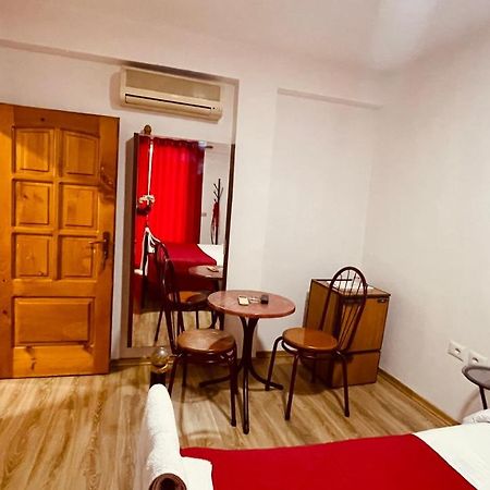 Hotel Drinos Tiranë Eksteriør bilde