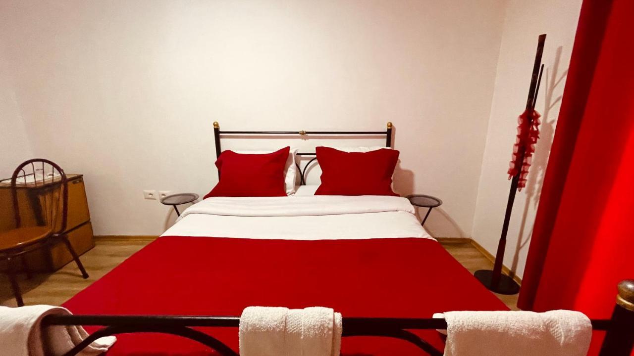 Hotel Drinos Tiranë Eksteriør bilde